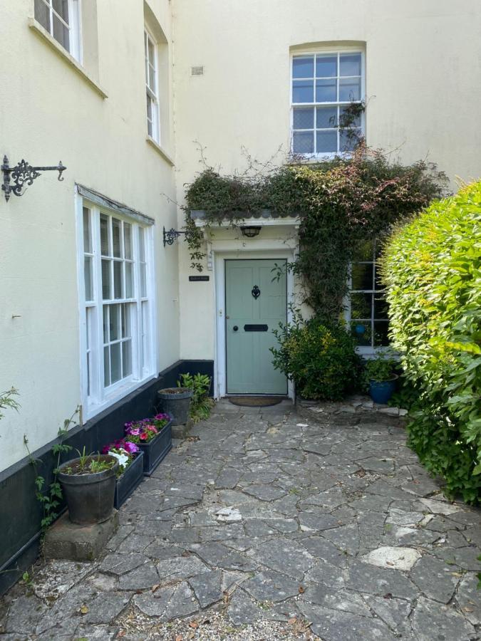 Bed and Breakfast Heathcote House Milborne Saint Andrew Exterior foto